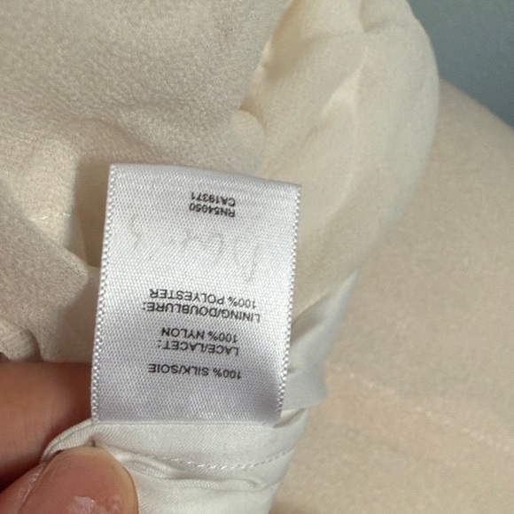 Robert Rodriguez Elegant Cream One-Shoulder Top - Picture 9 of 10